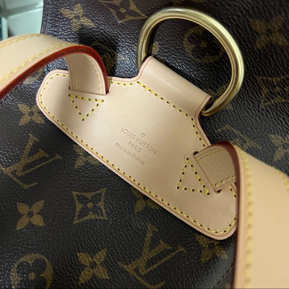 Louis Vuitton Montsouris MM Monogram Backpack - Picture 11 of 14